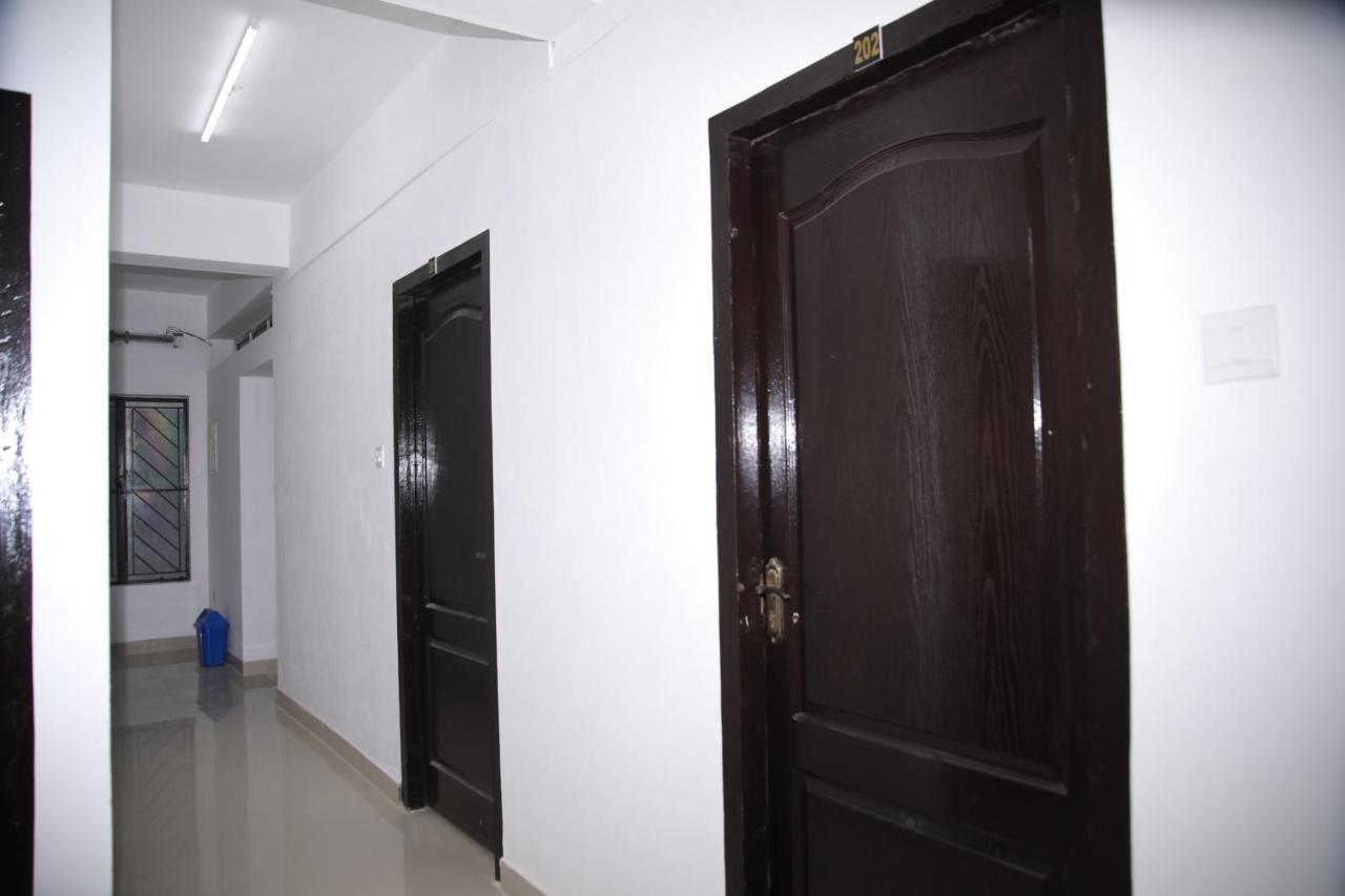 Hotel Meghna Residency Thiruvananthapuram Exterior foto
