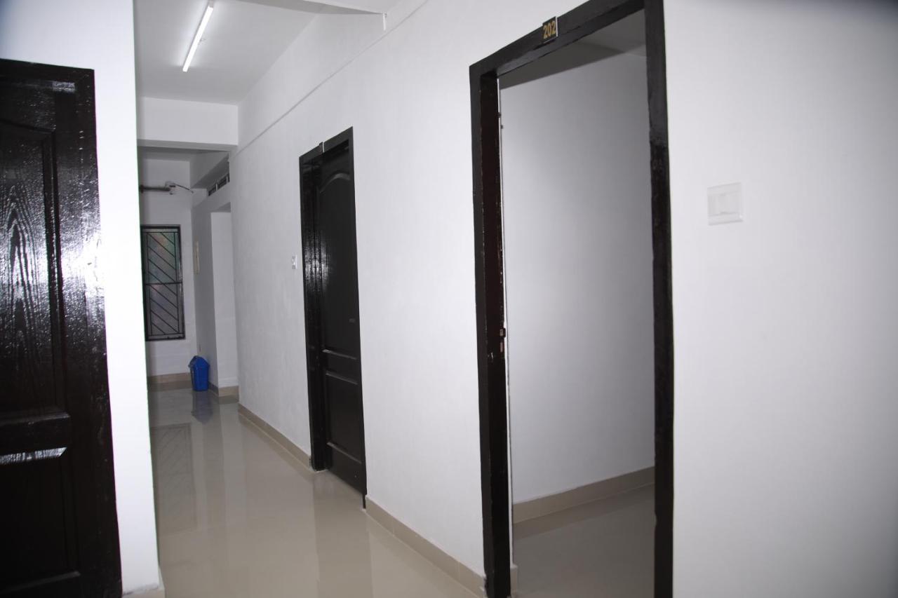 Hotel Meghna Residency Thiruvananthapuram Exterior foto