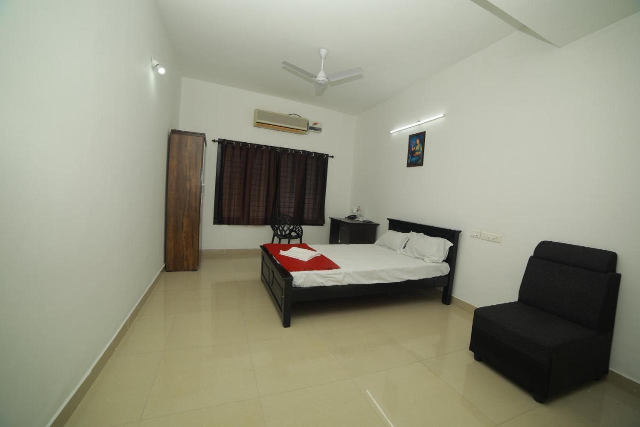 Hotel Meghna Residency Thiruvananthapuram Exterior foto