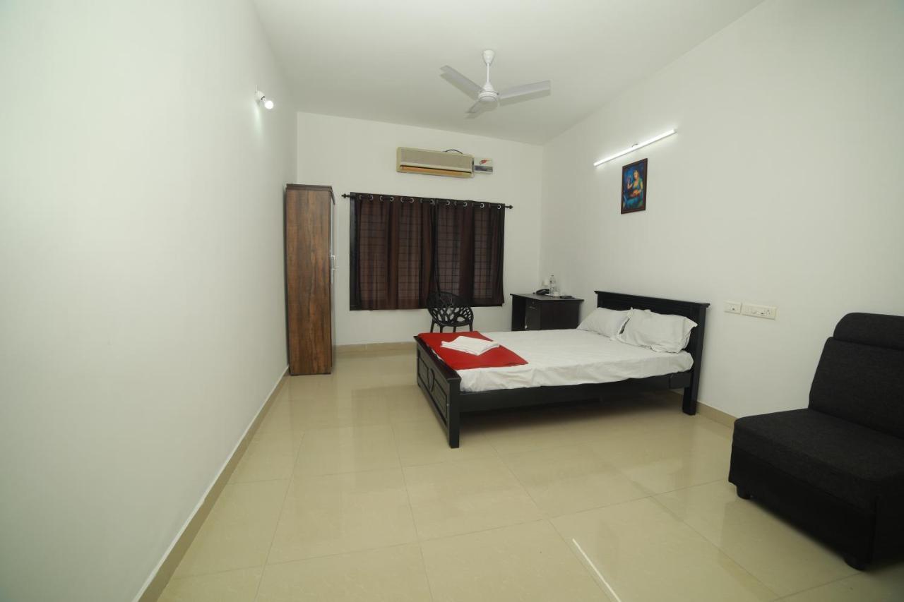 Hotel Meghna Residency Thiruvananthapuram Exterior foto
