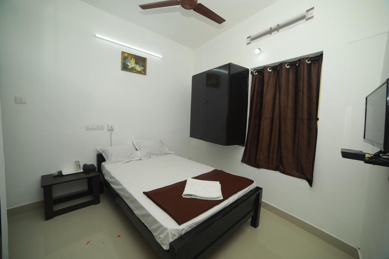 Hotel Meghna Residency Thiruvananthapuram Exterior foto