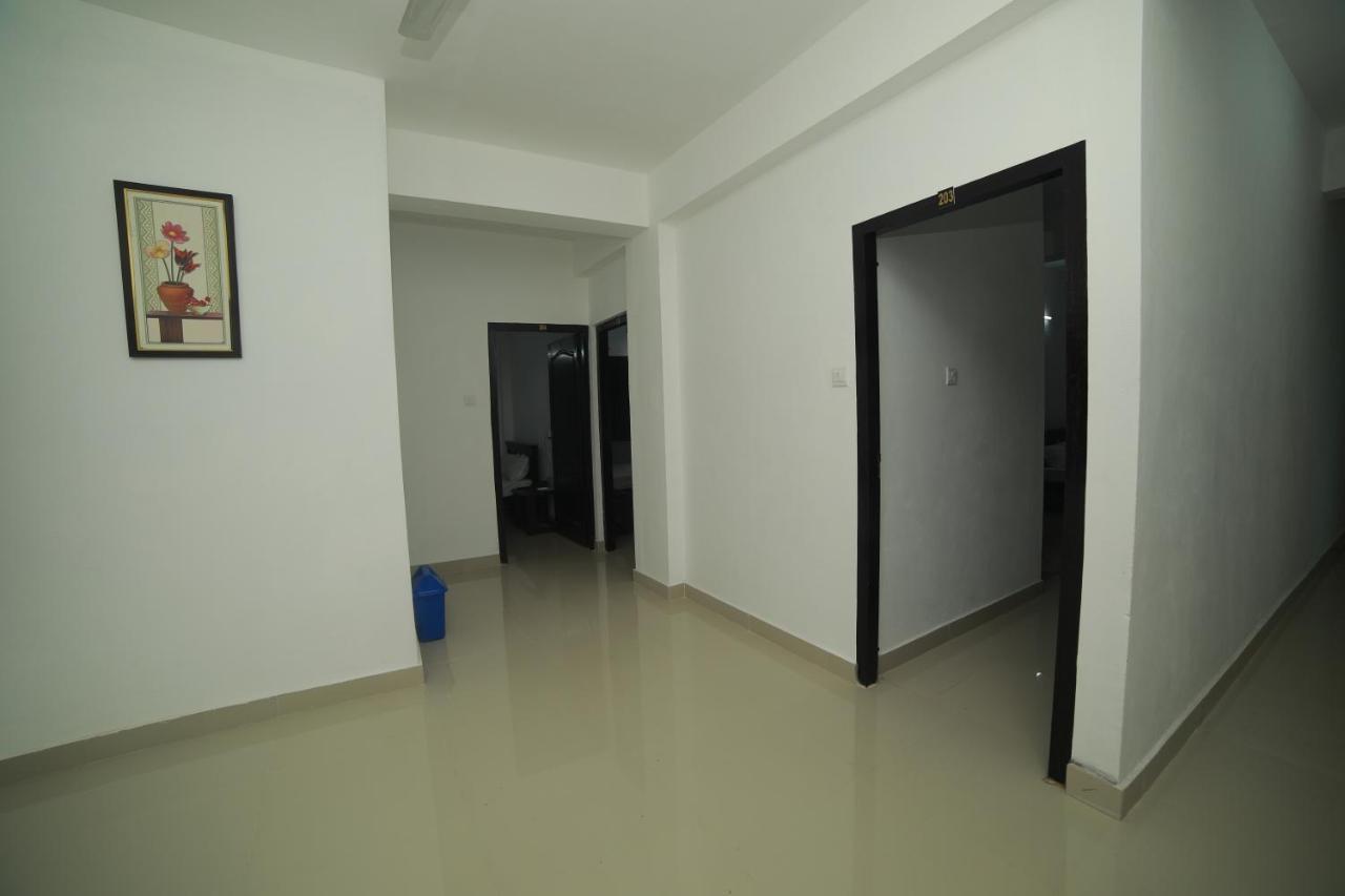 Hotel Meghna Residency Thiruvananthapuram Exterior foto
