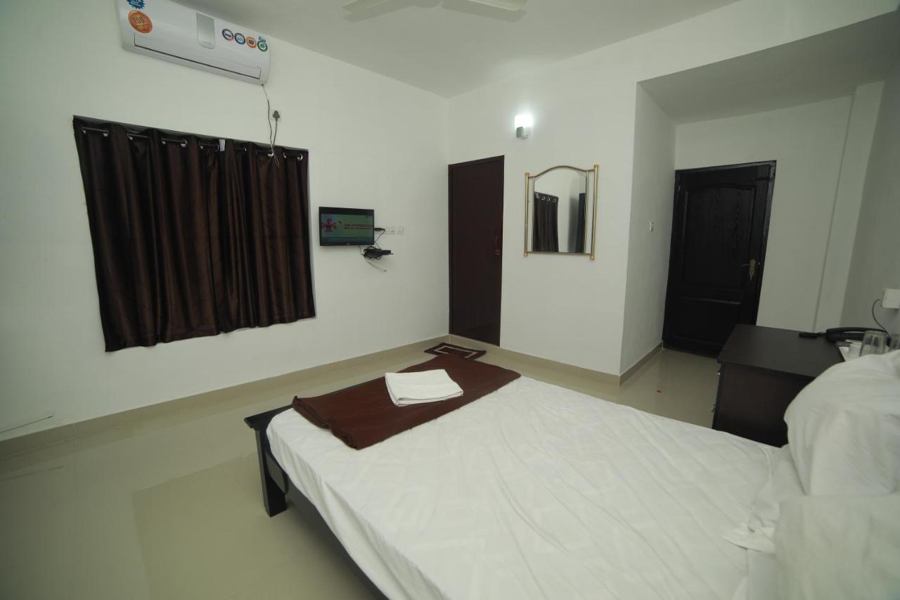 Hotel Meghna Residency Thiruvananthapuram Exterior foto
