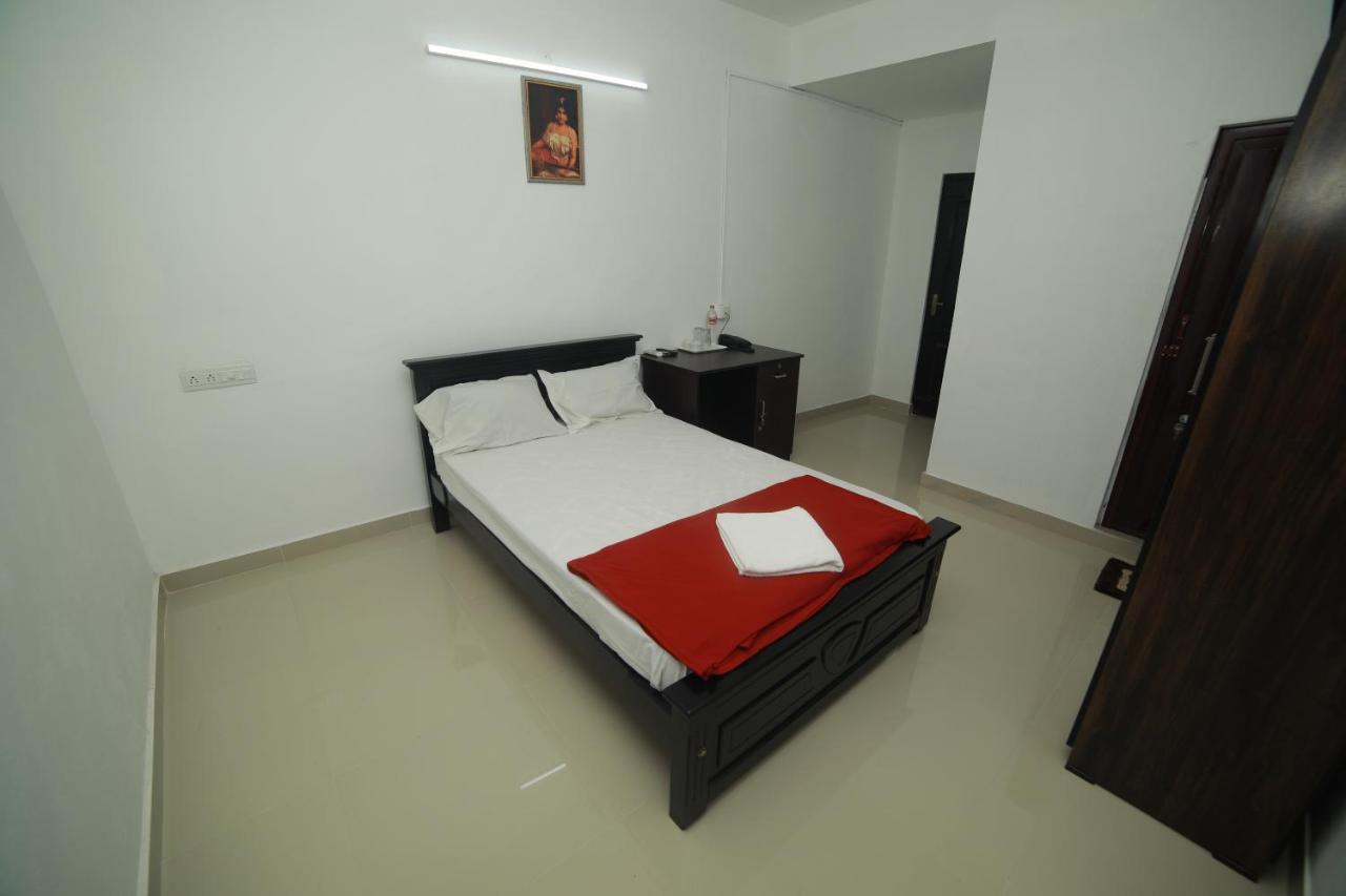 Hotel Meghna Residency Thiruvananthapuram Exterior foto