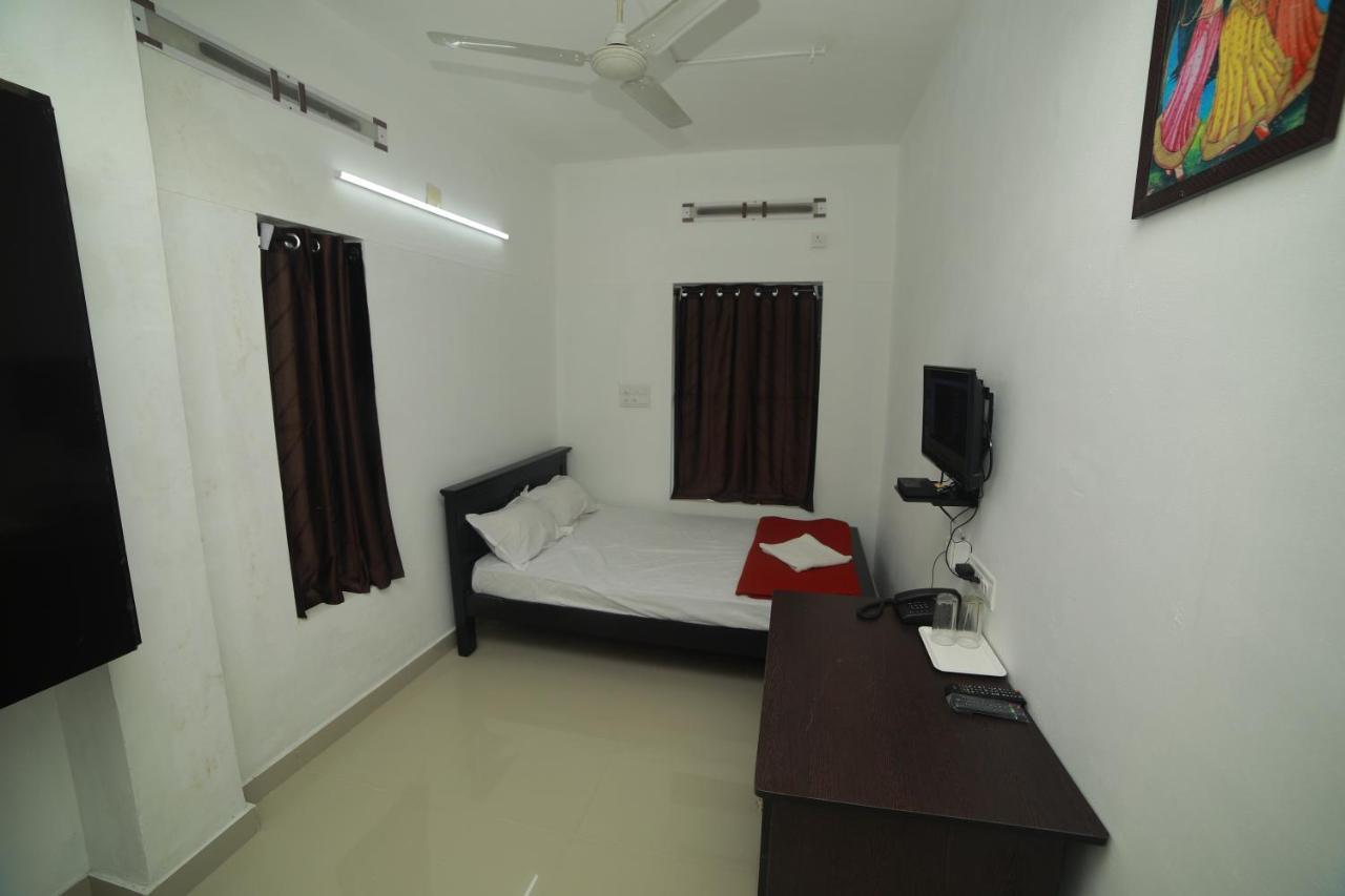 Hotel Meghna Residency Thiruvananthapuram Exterior foto